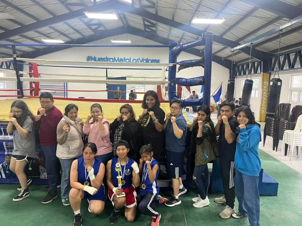 Academia de boxeo femenino: Un espacio para el desarrollo integral de las mujeres en Xela