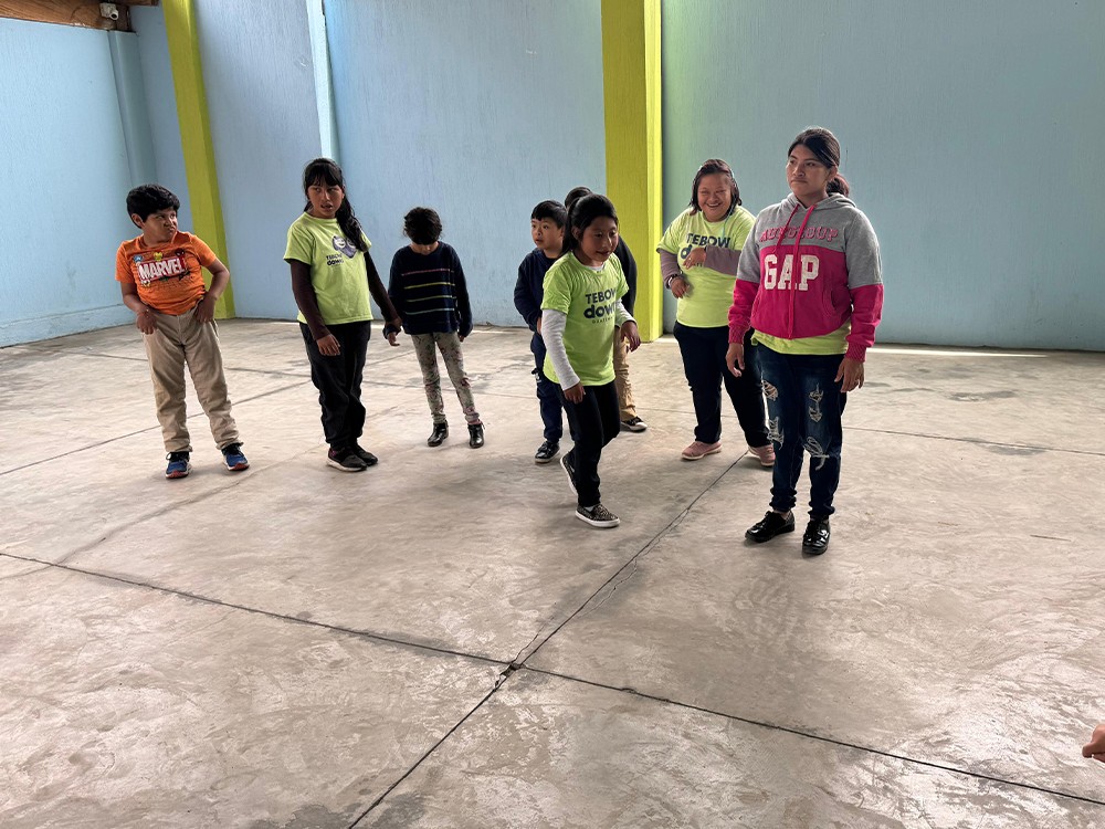 Alta participación en jornada médica a niños con síndrome de down 