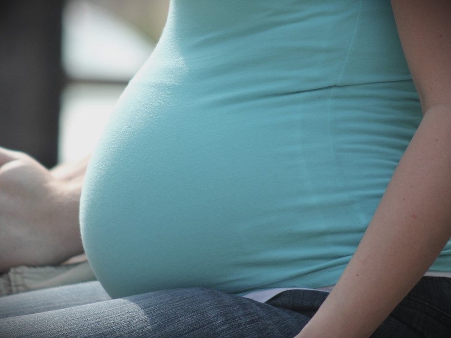 Aumentan embarazos adolescentes en Coatepeque