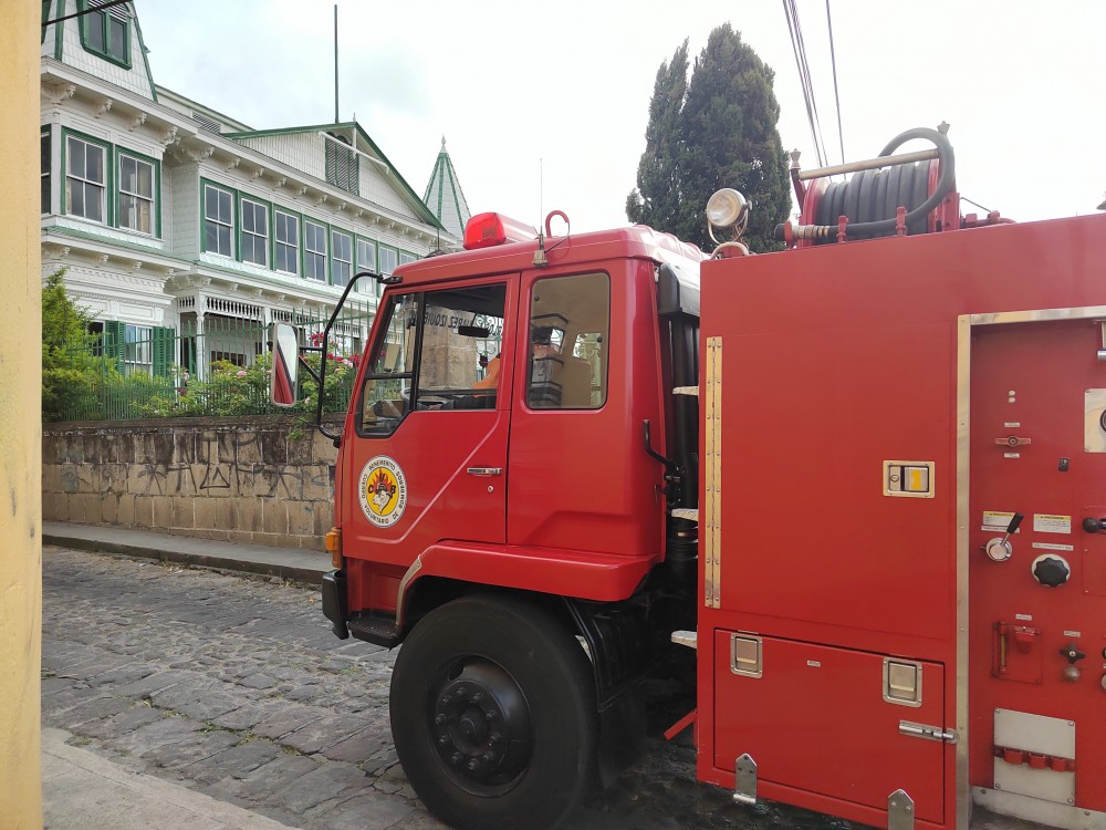 Bomberos revelan qué fue lo que causó conato de incendio en una casa histórica de Xela