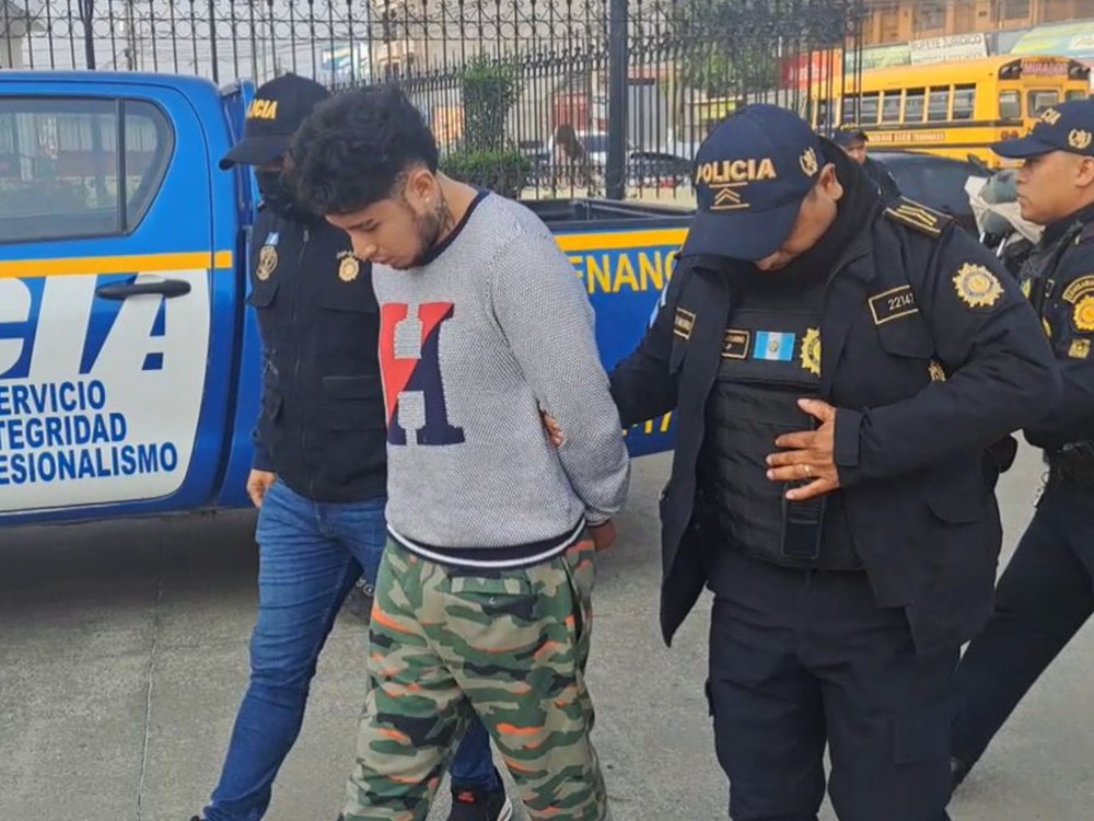 Capturan a 5 extorsionistas en allanamientos realizados en Quetzaltenango 