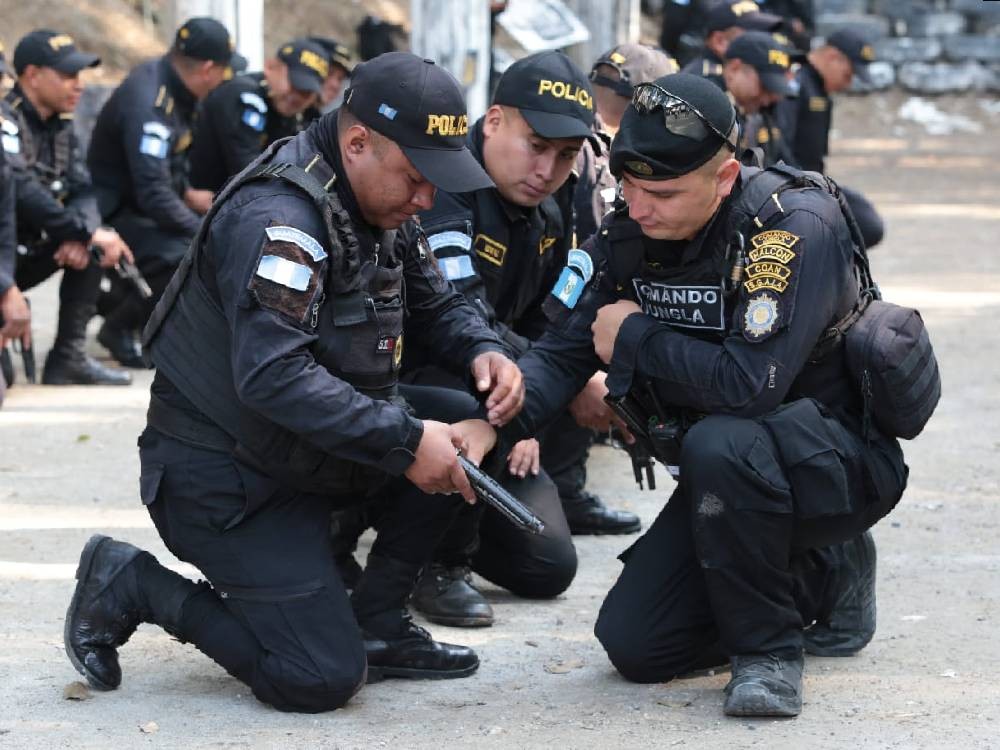 Capturan a cinco pandilleros tras persecución