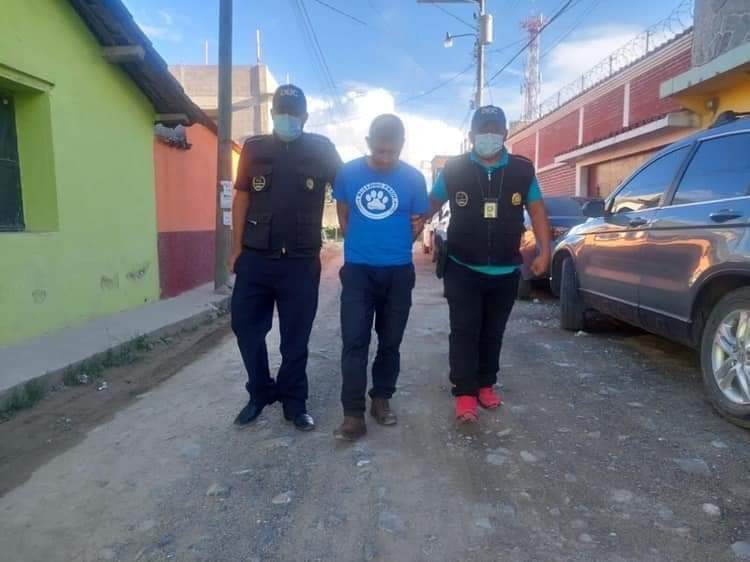 Capturan a expolicía por asesinato de una comerciante en Huehuetenango