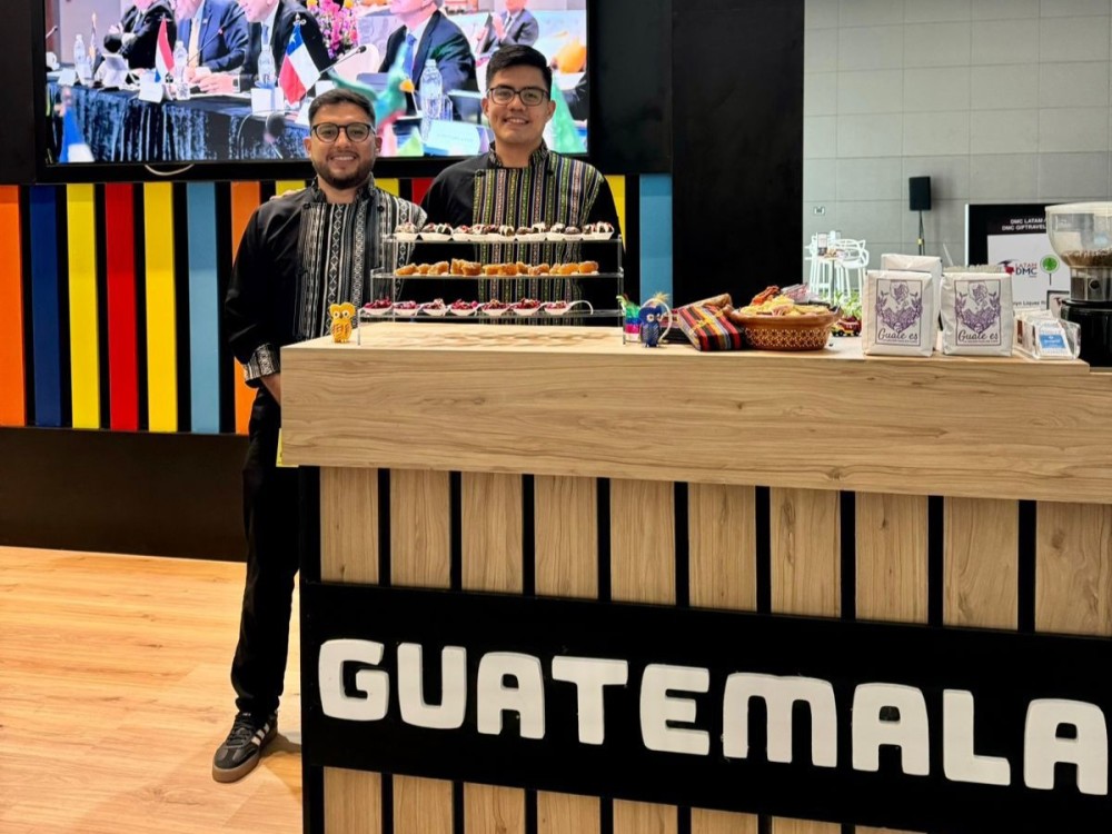 Chefs quetzaltecos promueven sabores guatemaltecos en una de las ferias más importantes del segmento de bodas