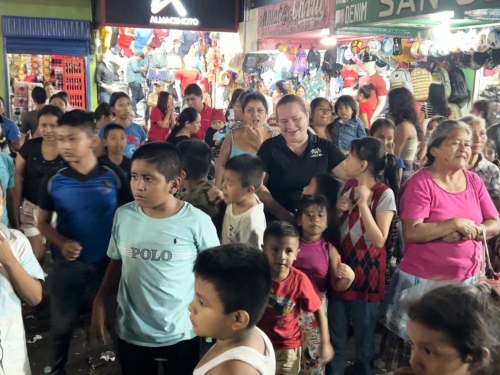 Comerciantes celebran actividad de fin de año en Mazatenango