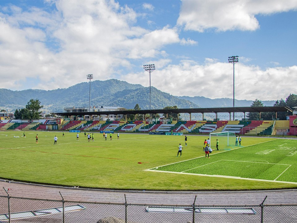 Construirán cancha sintética en el estadio municipal Marquense 