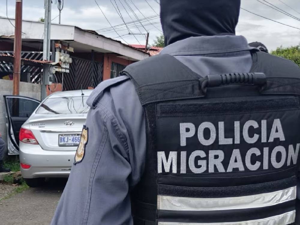 Costa Rica: arrestan a cinco funcionarios de agencia de bienestar infantil bajo cargos de tráfico de niños