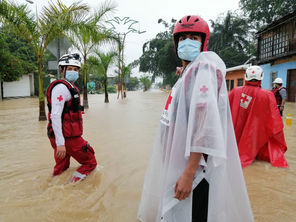 Cruz Roja Guatemalteca realiza actividades en el marco de los 100 años de acciones humanitarias  