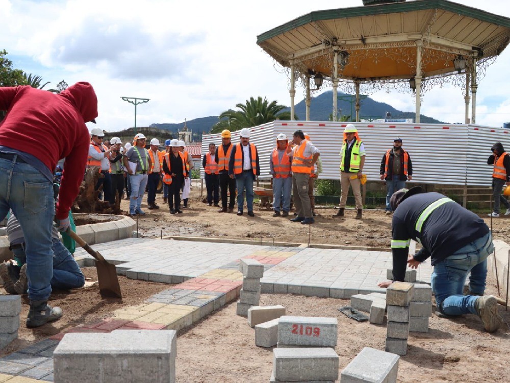 ¿Cuándo podrían terminar los trabajos en el parque a Benito Juárez? 