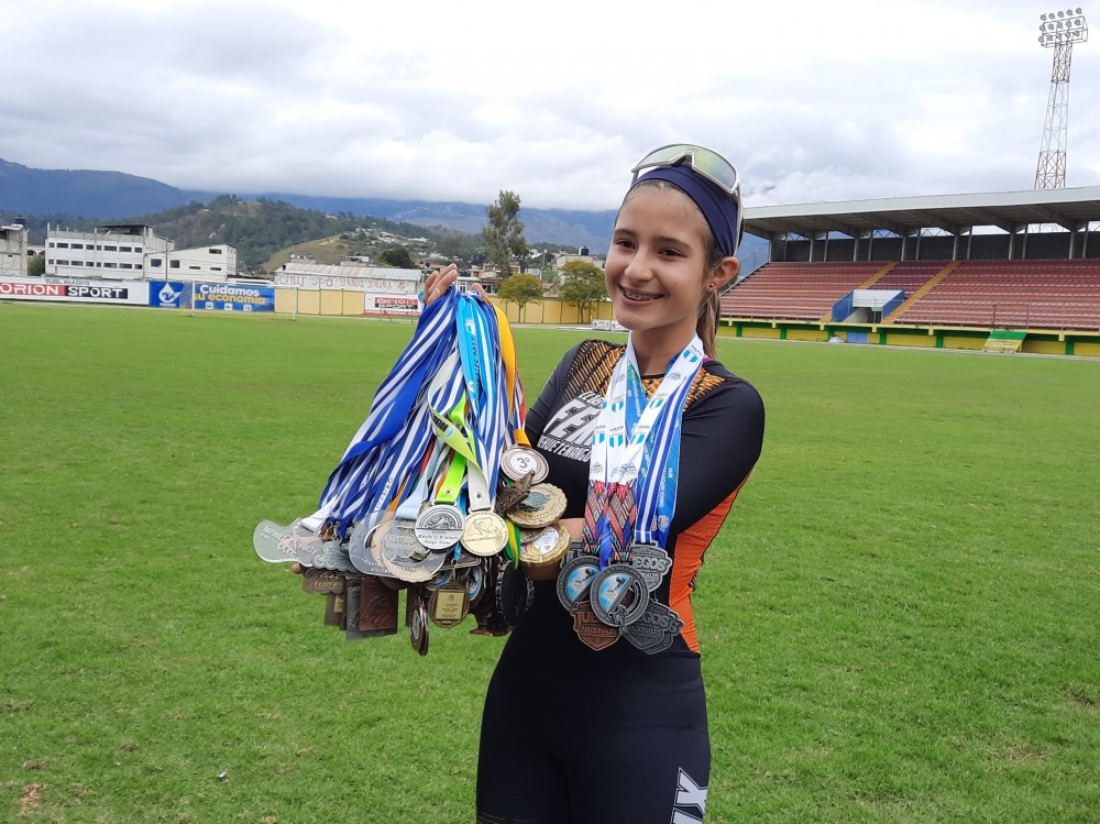 Daniela Sosa cumple siete años como patinadora