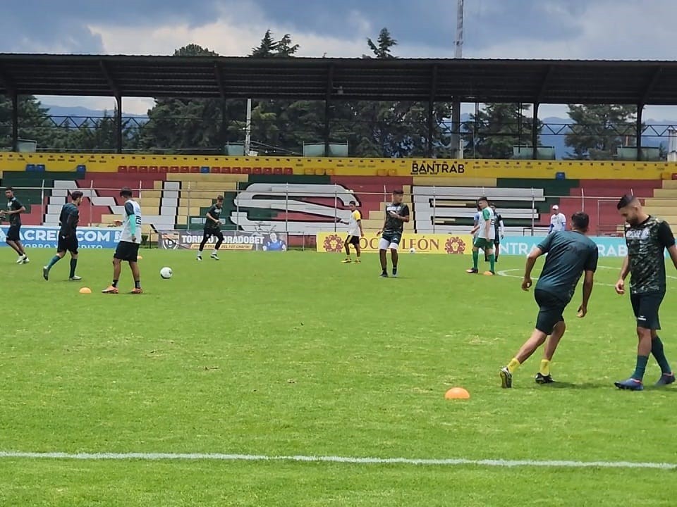 Deportivo Marquense continúa en preparación