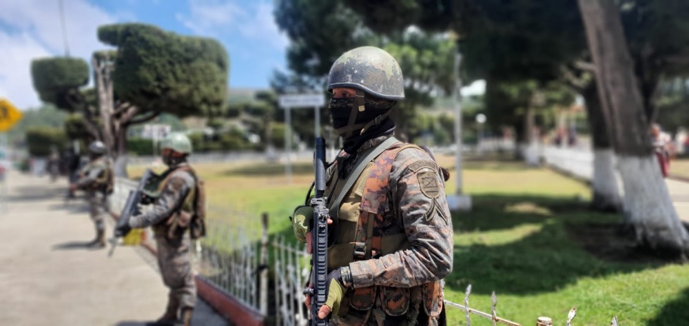 Elementos de Ejército de Guatemala atacado a balazos en Sololá