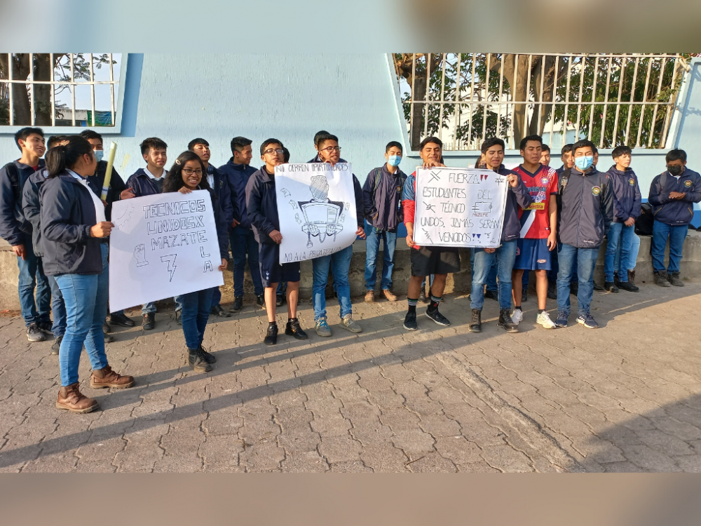 Estudiantes del Técnico Industrial de Xela se pronuncian por posible privatización del ITI de Mazatenango