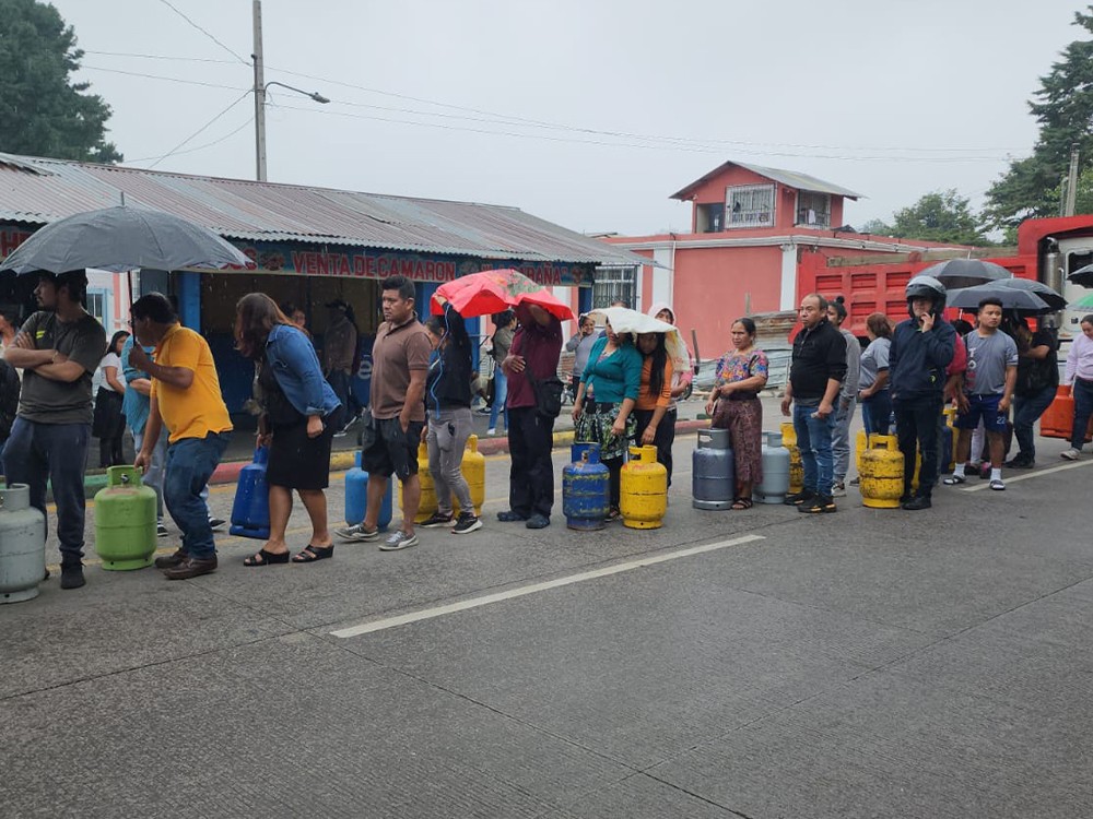 Familias desesperadas por conseguir gas propano en San Marcos