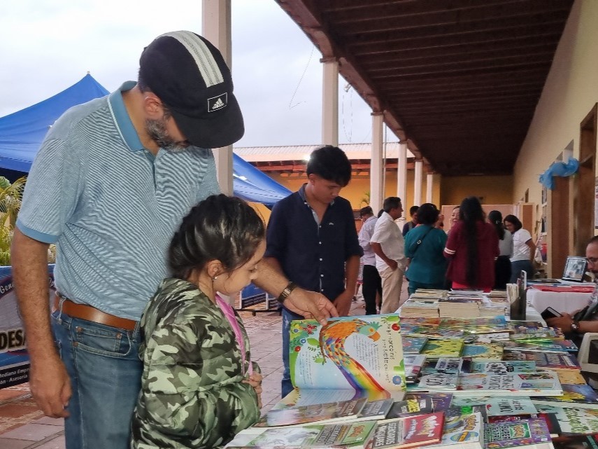 Feria del Libro en Mazatenango reunió a más de 21 editoriales