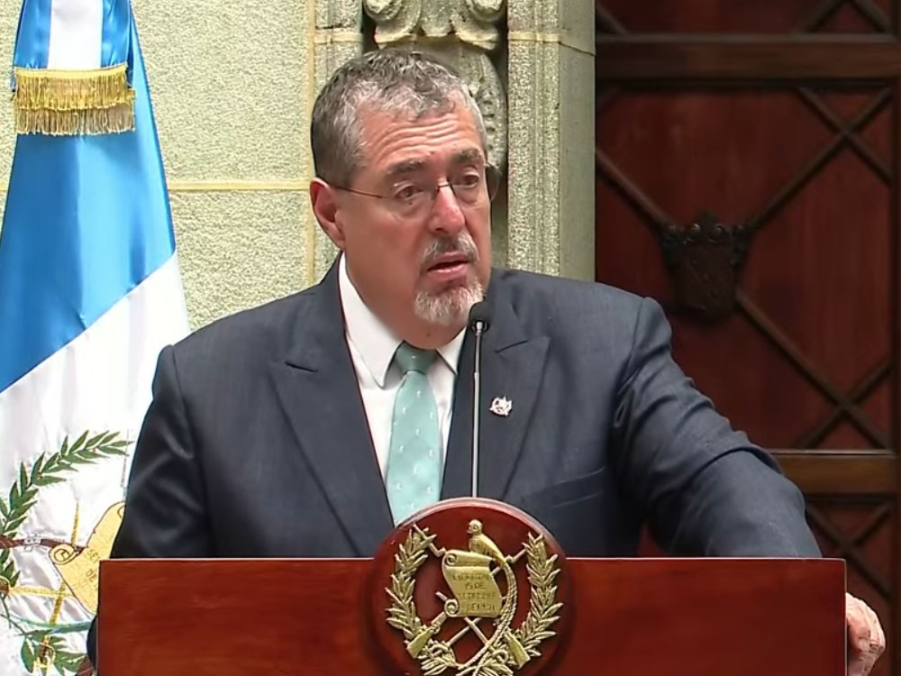 Gobierno lanza licitaciones para construcción de tres nuevos hospitales