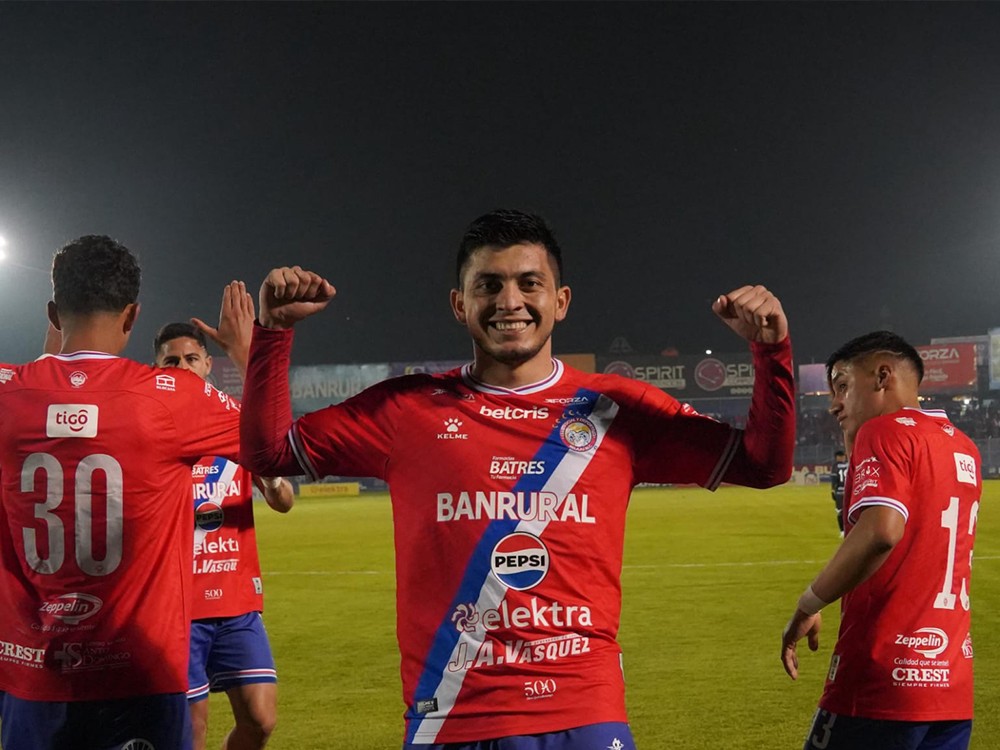 Harim Quezada “Queremos el bicampeonato… pero ahora lo importante es clasificar”