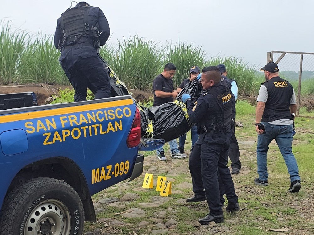 Hombre con varios impactos de bala es localizado en San Francisco Zapotitlán