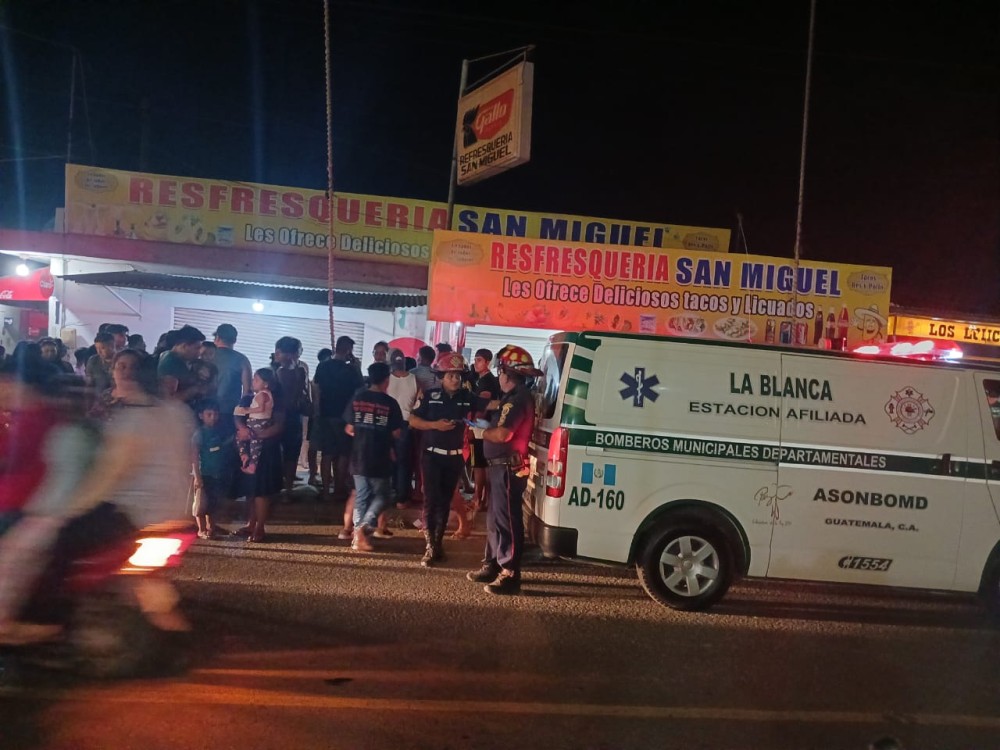 Hombre es asesinado a balazos dentro de su negocio 