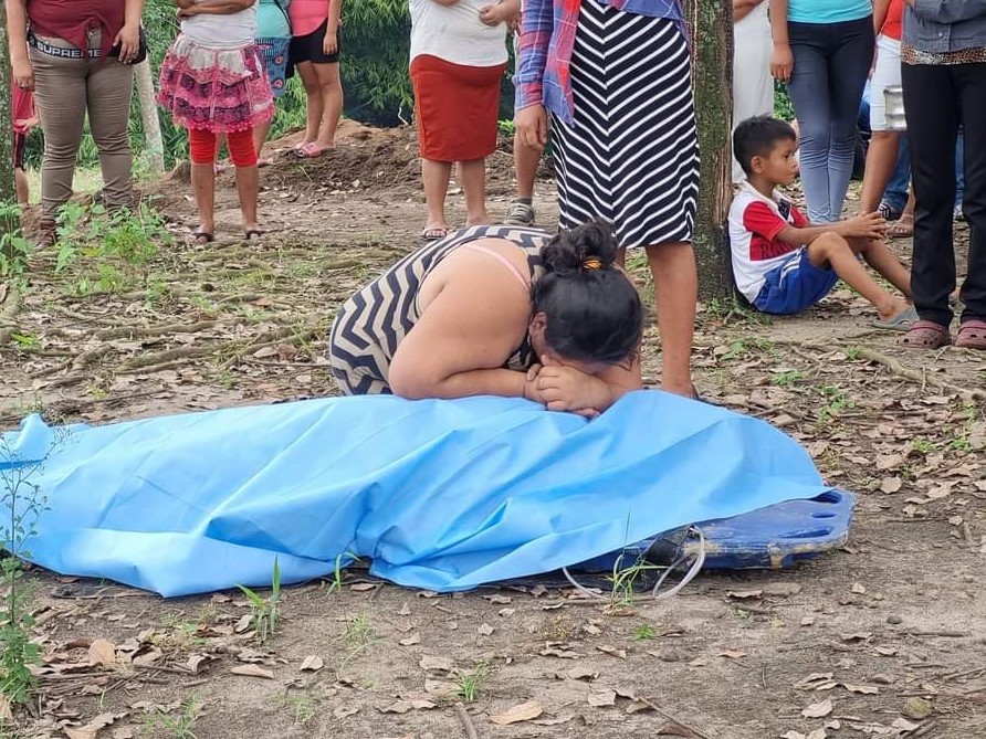 Hombre muere soterrado cuando trabajaba en una obra de construcción