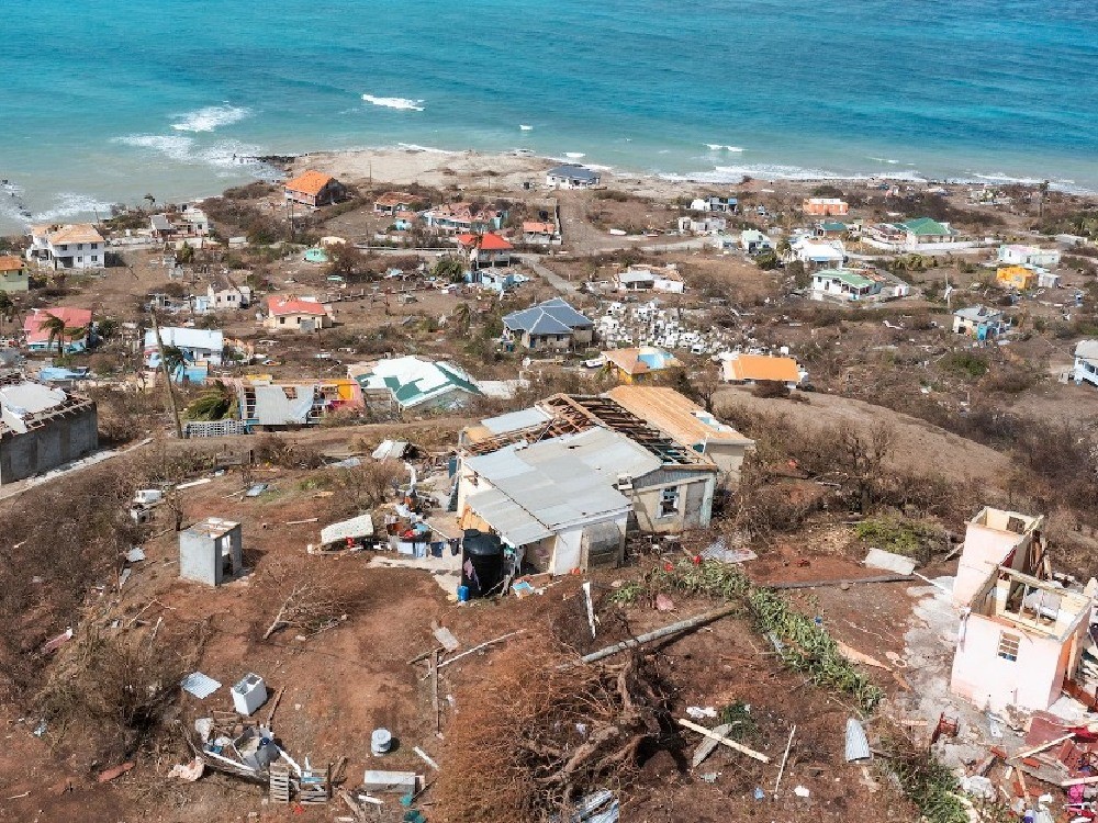 Huracán Beryl se dirige a México tras dejar destrucción en Jamaica y el Caribe oriental