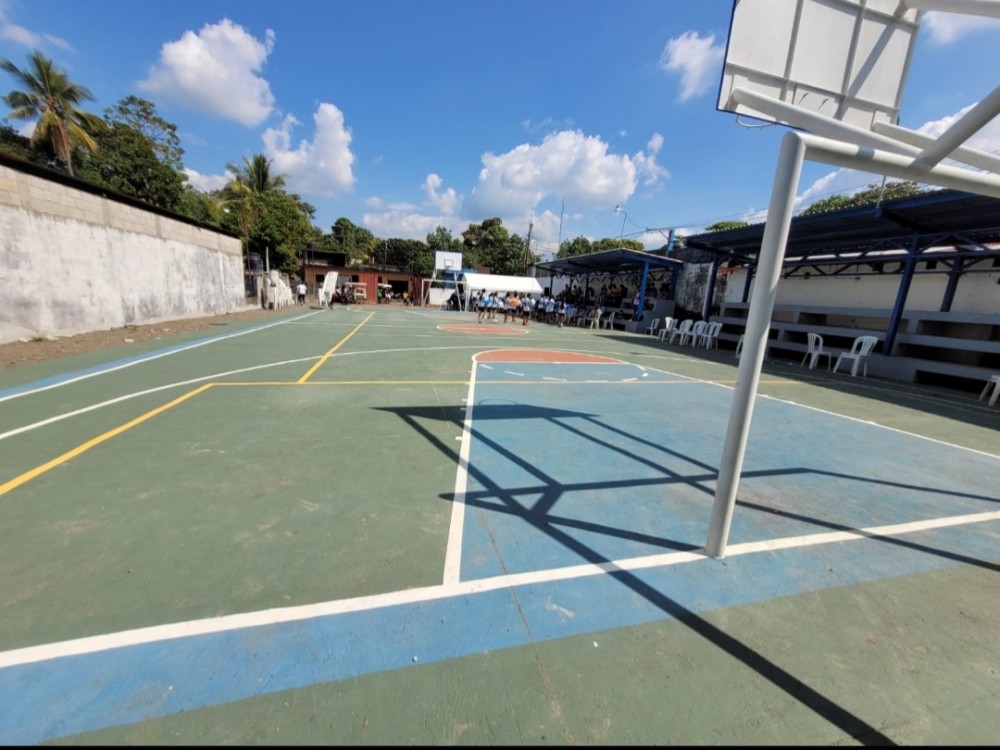 Inauguran oficialmente la Cancha Polideportiva en Lotificación Magnolia 