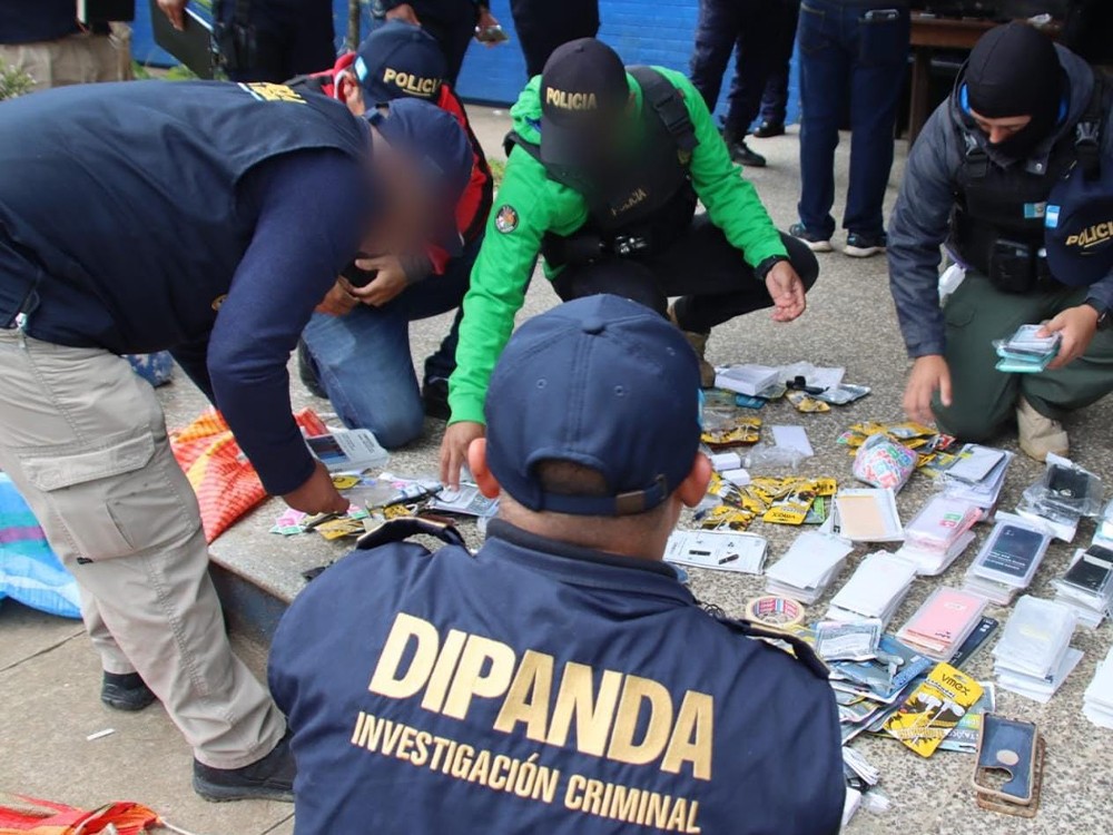 Incautan objetos ilícitos durante requisa en la Granja Modelo de Rehabilitación Pavón