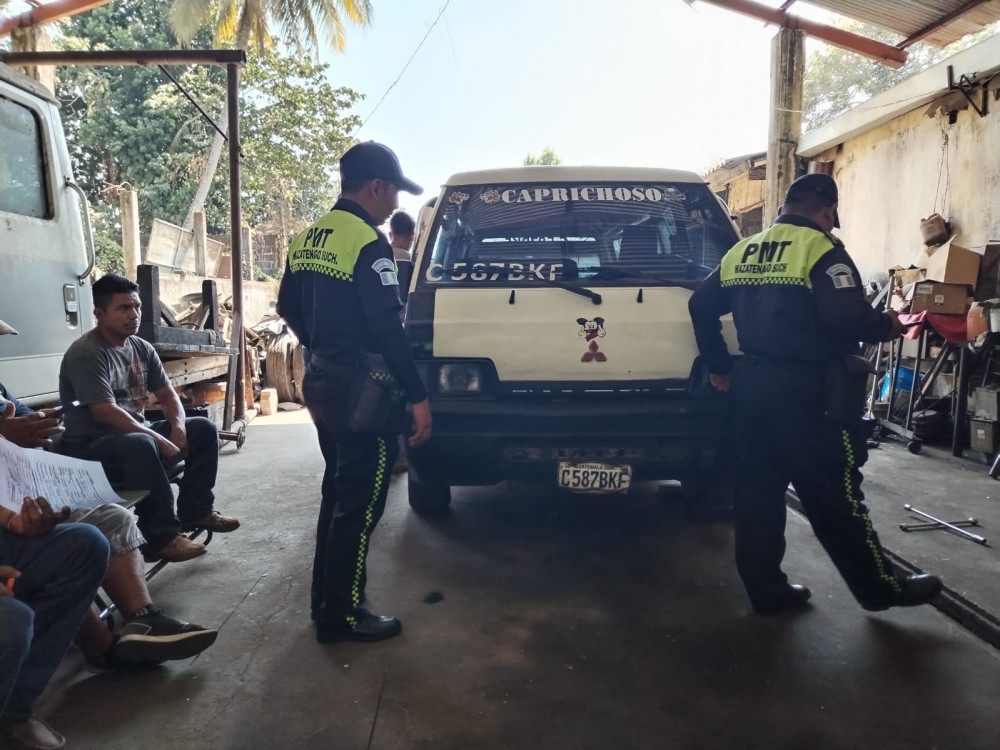 Inspeccionan buses urbanos en Mazatenango