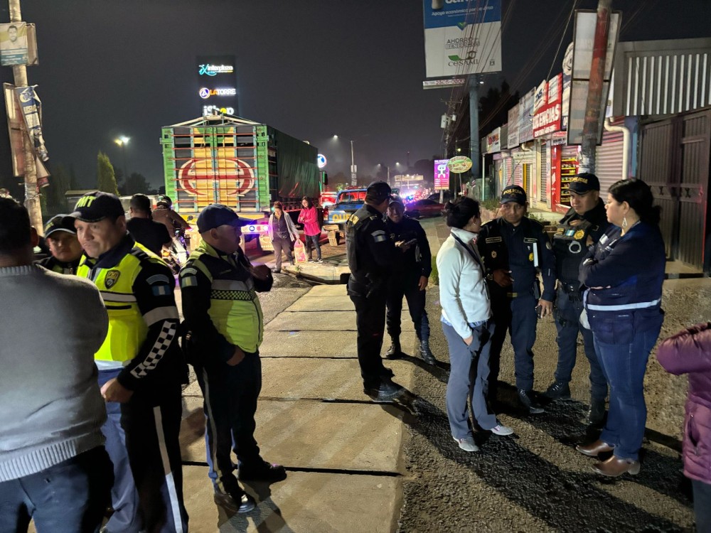 Instalación de pasarela genera conflicto entre vecinos