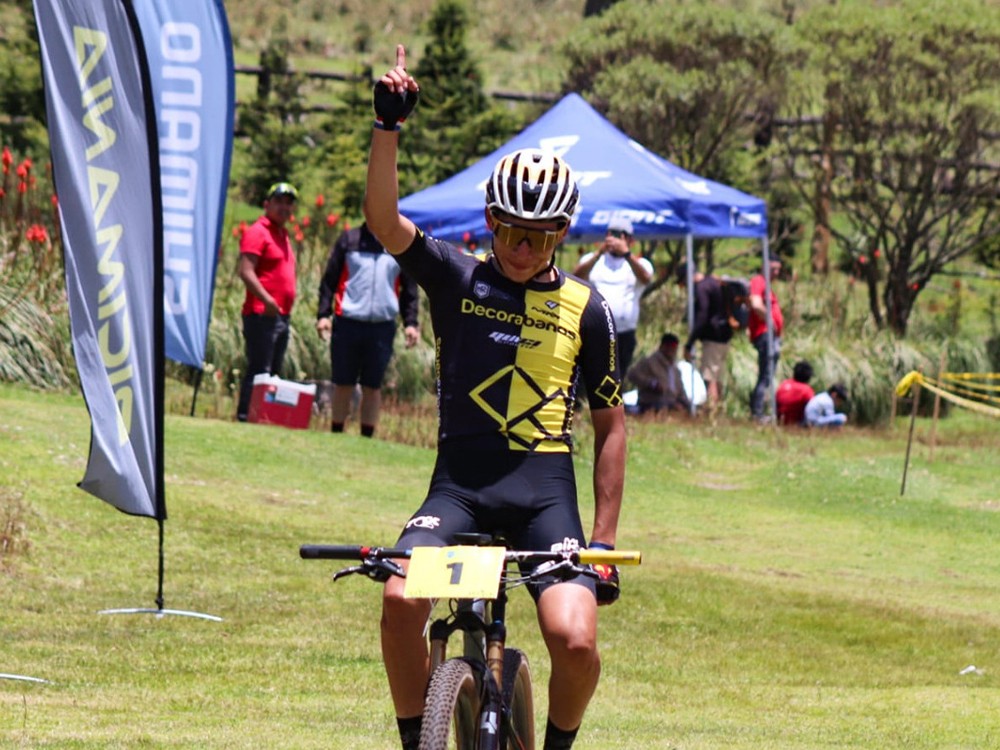 Julio Ispaché, ciclista quetzalteco, conquista el campeonato nacional de montaña 