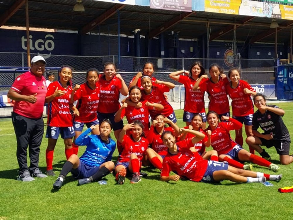 Juvenil A Femenina de Xelajú avanza a las semifinales