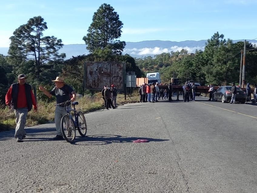 Liberan paso en carreteras de Huehuetenango tras diálogo con autoridades