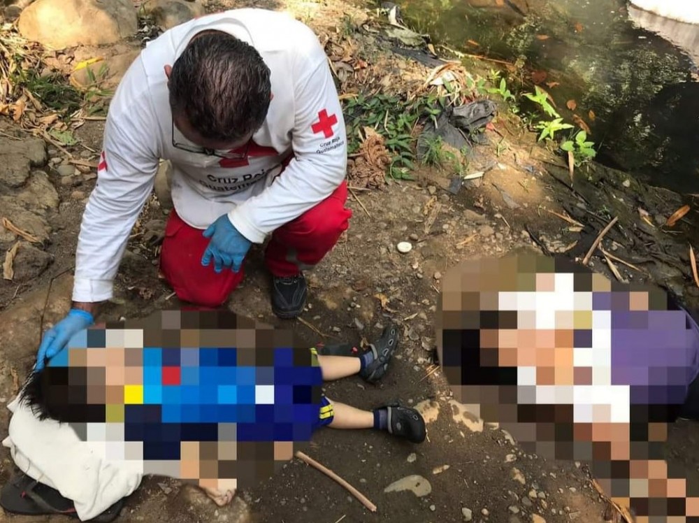 ÚLTIMA HORA: Madre e hijo mueren al caer a un río en Coatepeque