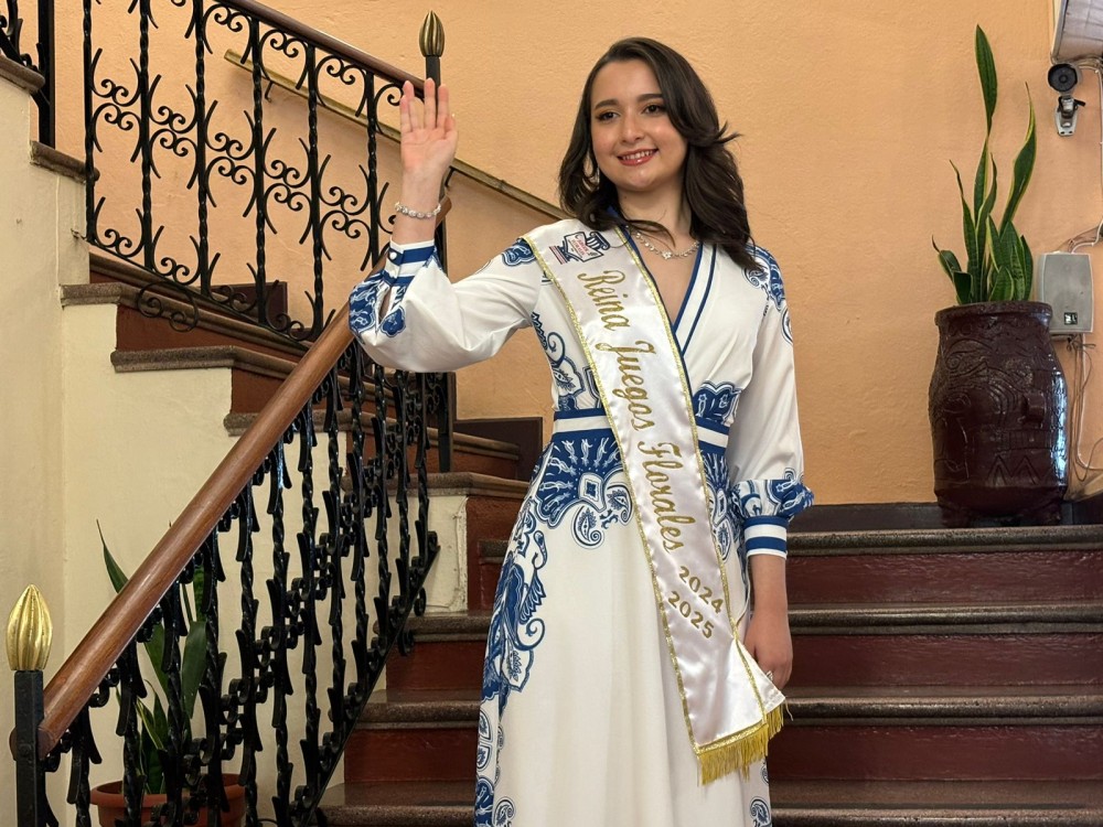 Mariana Ochoa, nueva Reina de los Juegos Florales Hispanoamericanos 