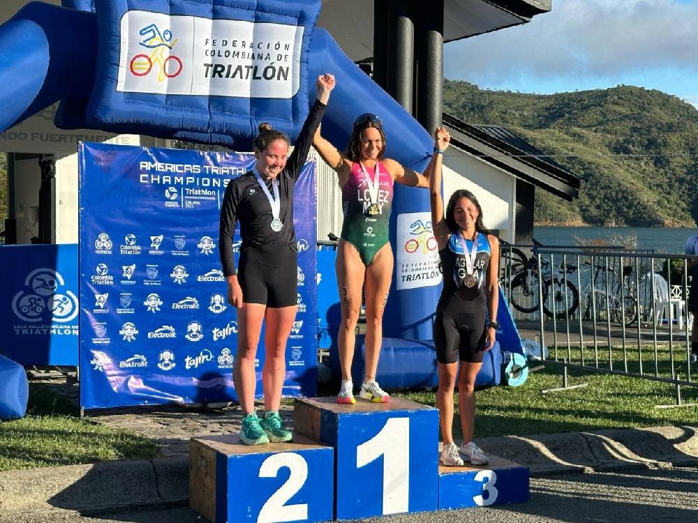Marlen Aguilar brilla en la Copa Internacional de Triatlón en Colombia
