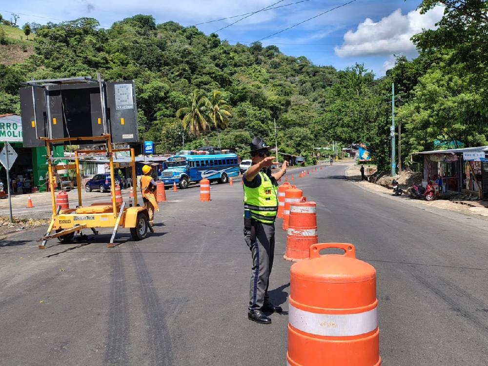 Microbús accidentado que transportaba turistas en Petén no contaba con registro