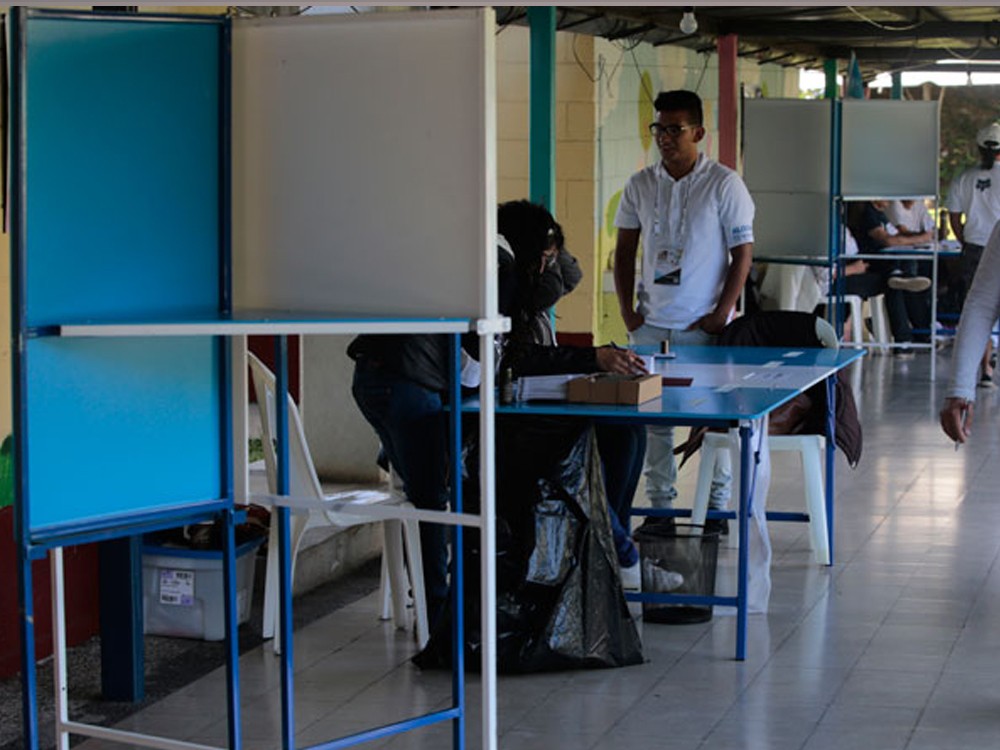 Mineduc entregará más de 2 mil establecimientos educativos que serán centros de votación 