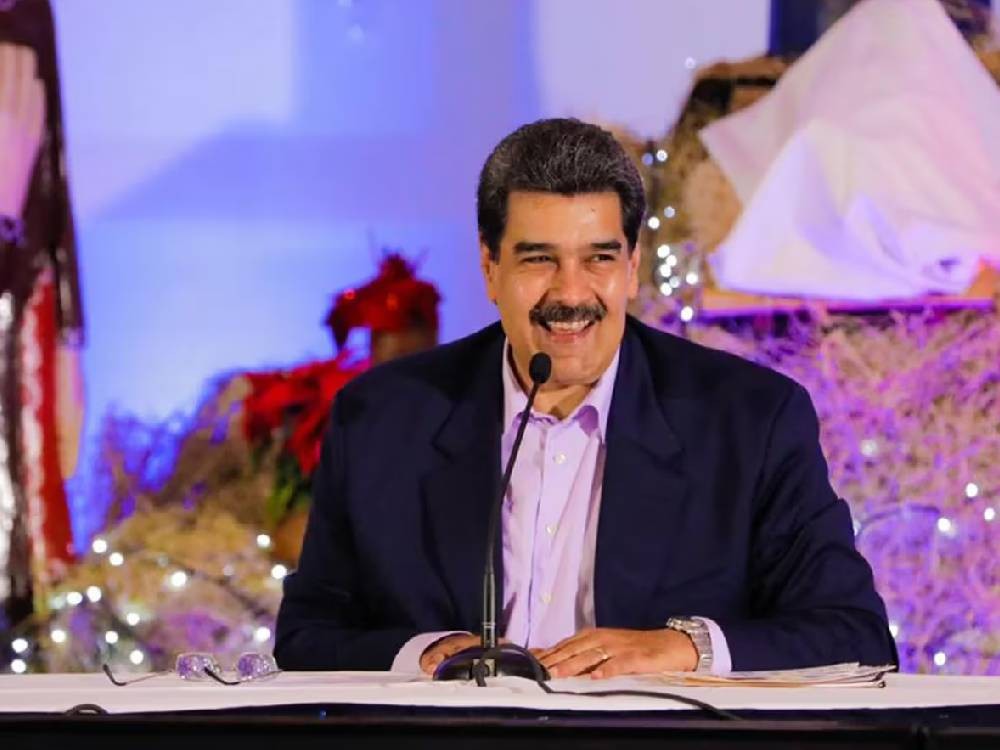 Nicolás Maduro adelanta la Navidad en Venezuela, por decreto 