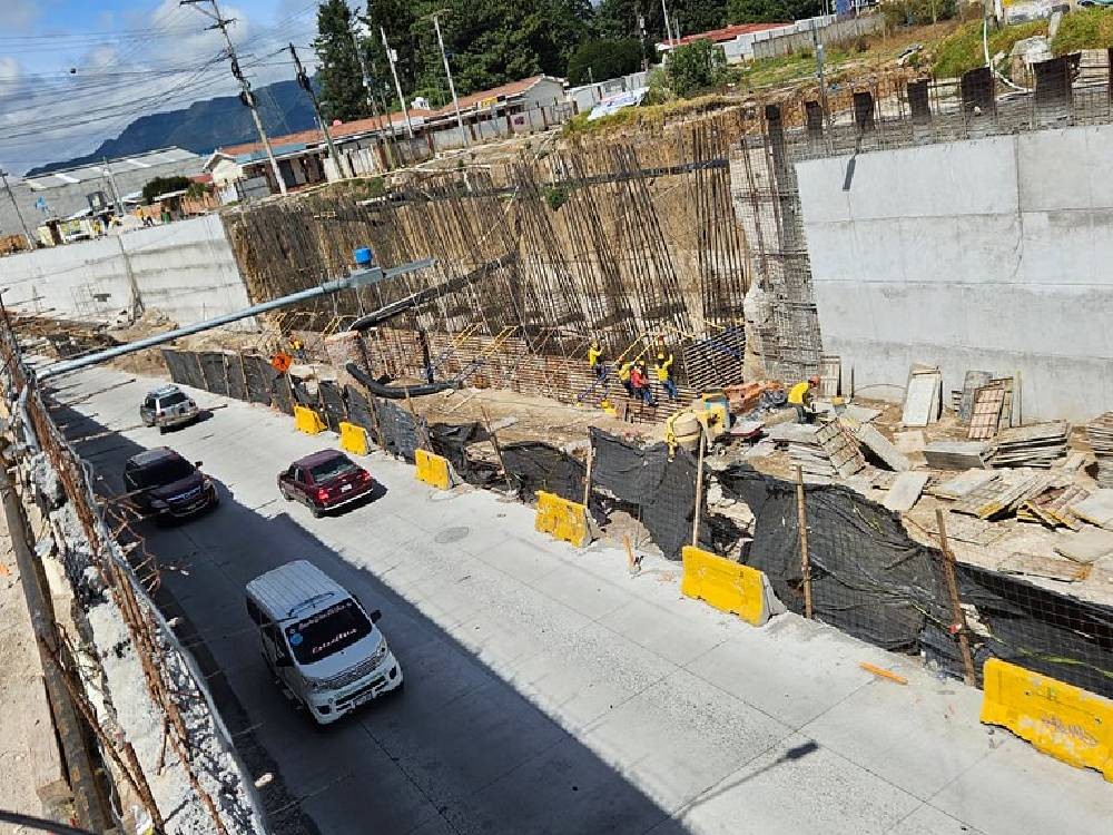 Paso a desnivel será entregado a finales de agosto, afirma mandatario 