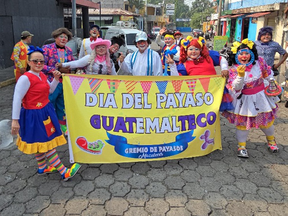 Payasos de Mazatenango conmemoran el día del Payaso guatemalteco