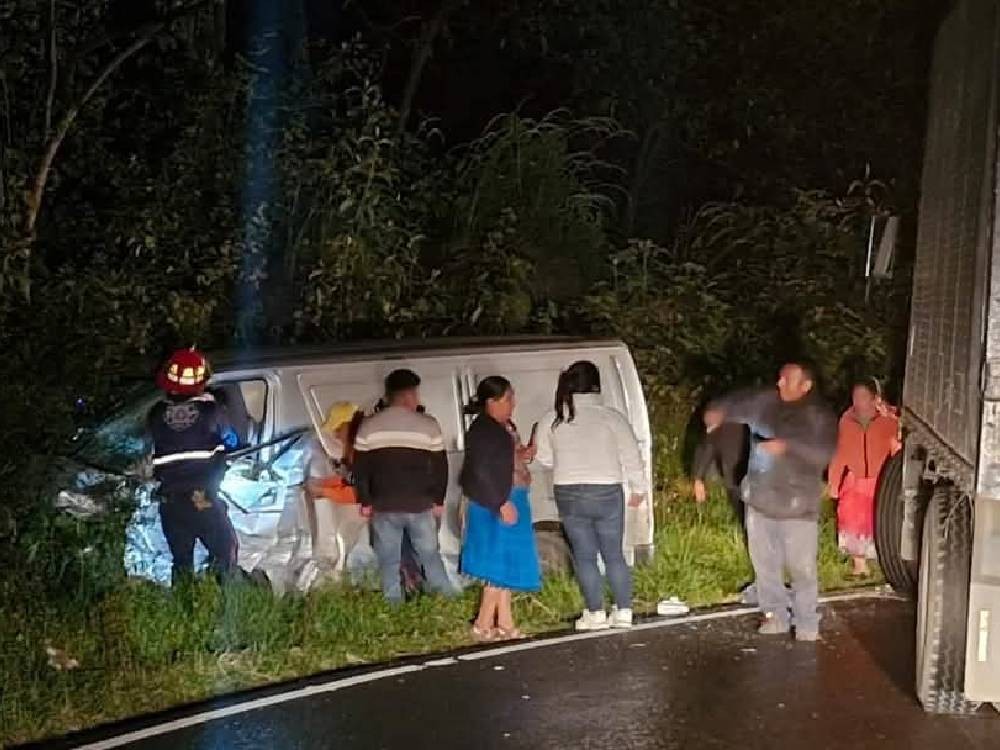 Piloto se salva de morir en accidente de tránsito 