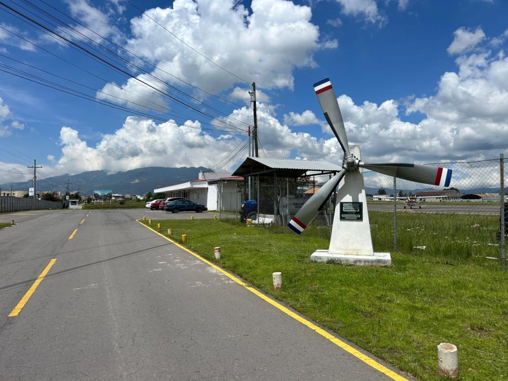 Pilotos están preparados para operar en condiciones extremas