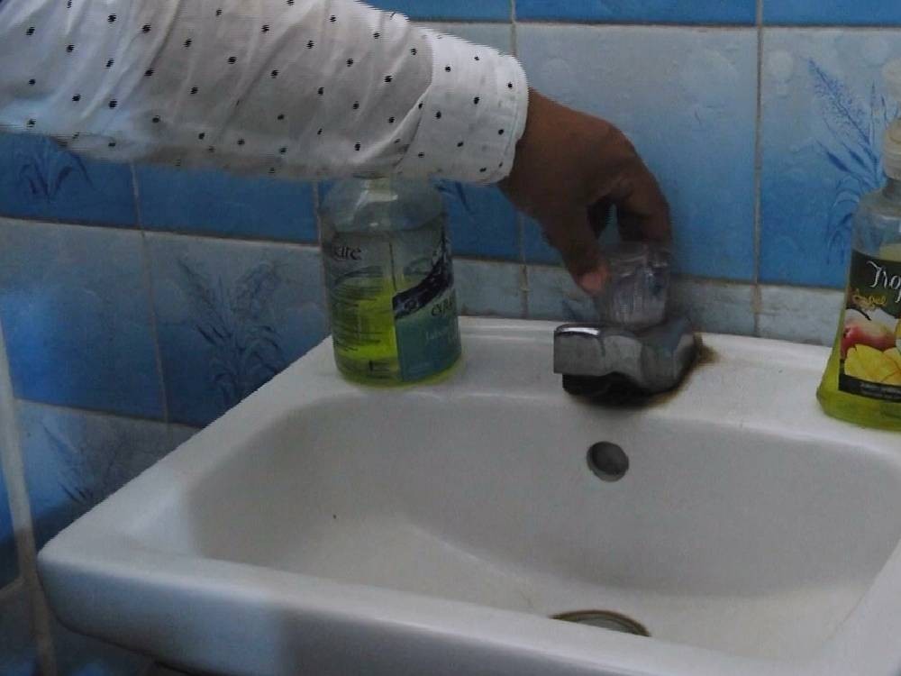 PODCAST | Falta de agua afecta a personal médico en Cantel desde hace seis meses