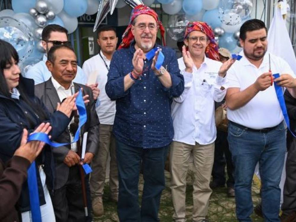 Presidente Arévalo inaugura Puestos de Salud en Chichicastenango, Quiché