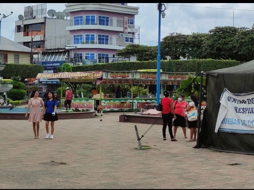 Recomiendan el uso de la mascarilla en la feria patronal de Coatepeque