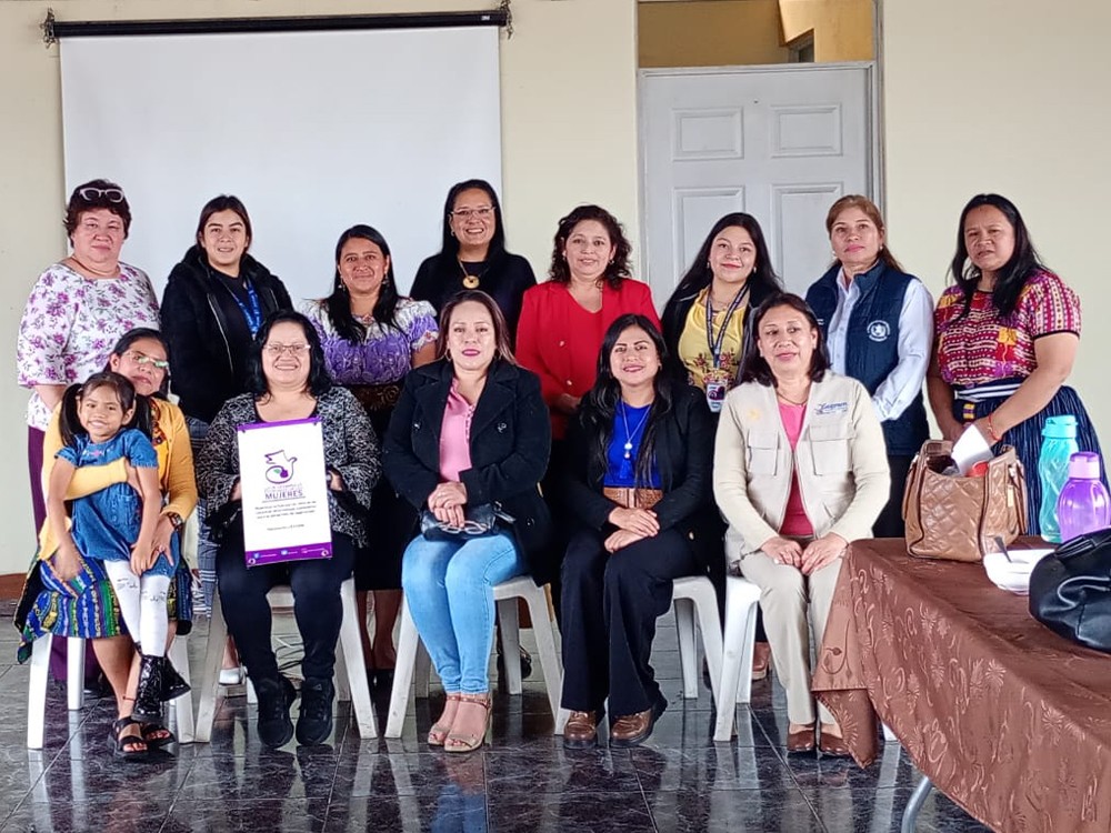 Reunión ordinaria de la Comisión Departamental de la Mujer avanza en temas de desarrollo económico