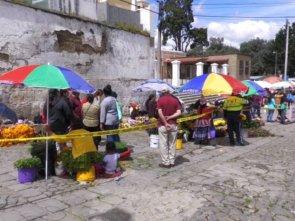 Se preparan para instalación de ventas del 1 de noviembre en El Calvario