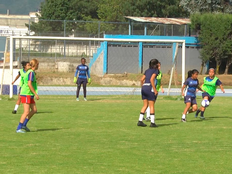 Tres jugadoras del Deportivo Xela podrían perderse el encuentro de vuelta de la semifinal del Fútbol Femenino  
