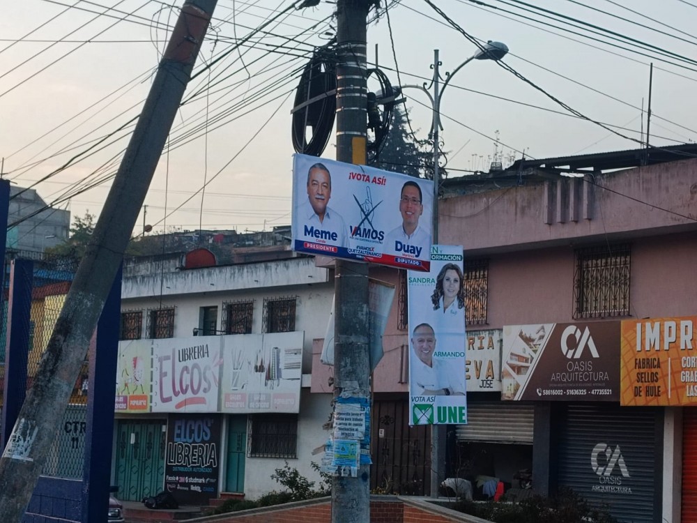 TSE insta a partidos políticos a utilizar postes para propaganda 