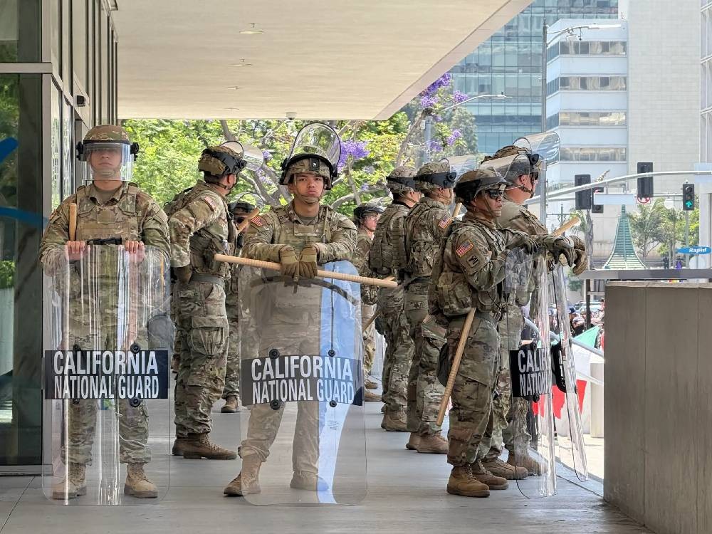 Unos 700 marines se unen al despliegue de la Guardia Nacional en Los Ángeles